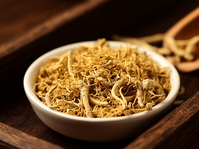 草药金耳环图片