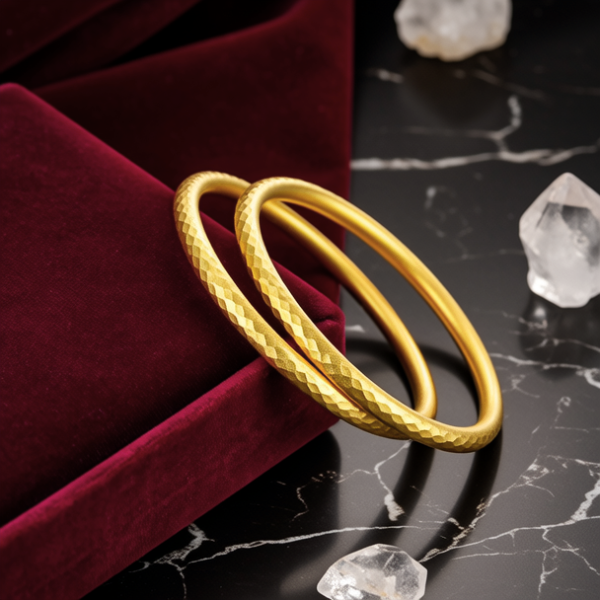 100克的黄金手镯晒图